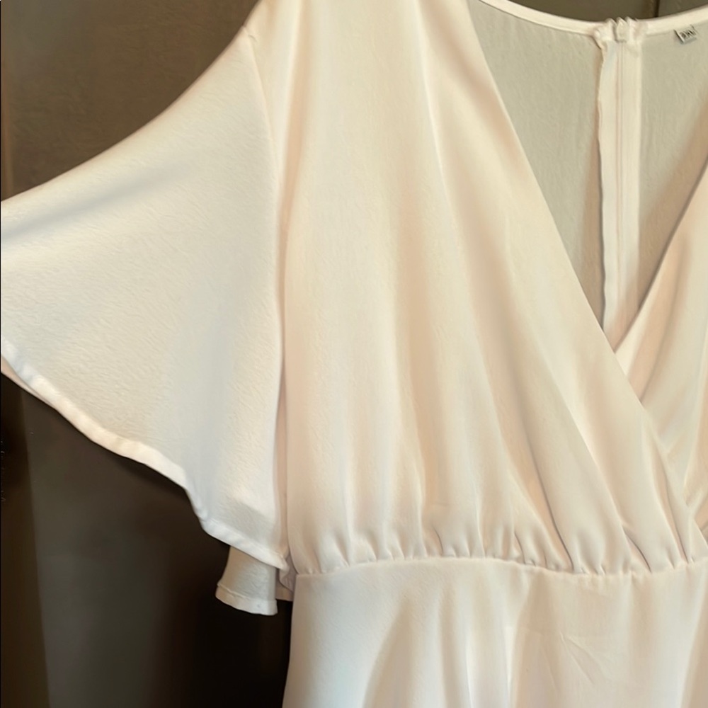 Unbranded women’s Size 2X layered top. Bell sleeves - Picture 3 of 10